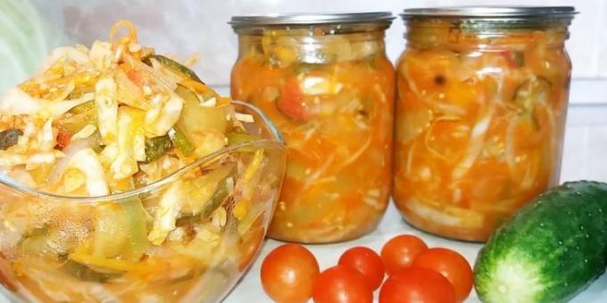 Salatid kapsas talveks: kapsasalat kurgid, baklažaanid, piprad ja tomatid