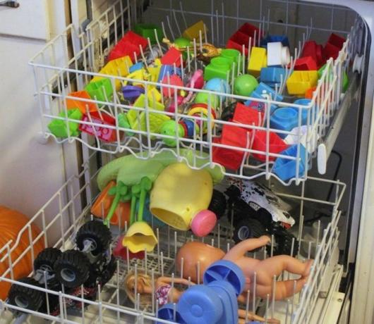 Kuidas kasutada nõudepesumasina pesu mänguasjad