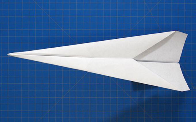 Kuidas teha lennuki valmistatud paber