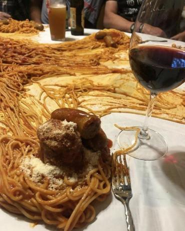 spagetid laual