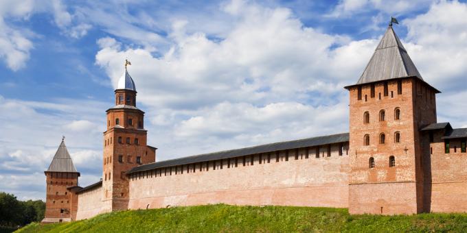 Velikij Novgorodi vaatamisväärsused: Kreml