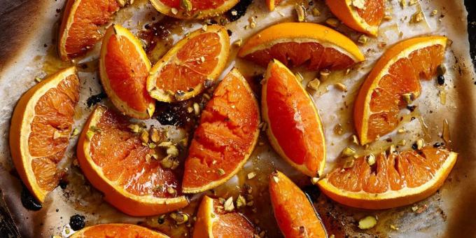 Simple maitsvaid magustoite: küpsetatud apelsinid