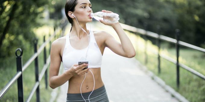 Enne treeningut joo piisavalt vett