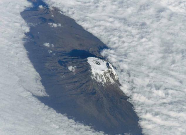 Fotod Maa kosmosest: Kilimanjaro