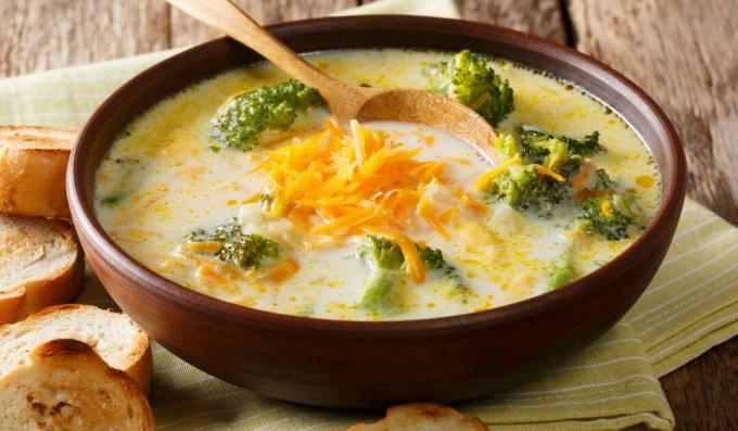 Juustu brokoli supp
