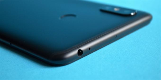 läbivaatamise Xiaomi Mi Max 3: kõrvaklappide pesa