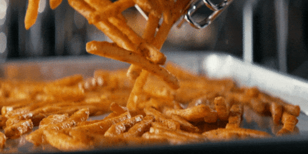 Kuidas kokk friikartuleid sisse multivarka