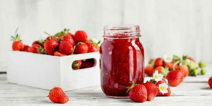 Maasikas ja maasikamoos