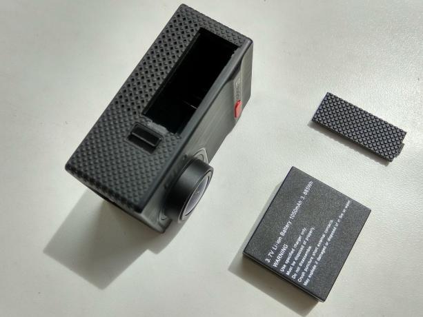Elephone Ele Kaamera Explorer Pro: Battery Holder