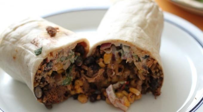 Tassi hakkliha: Burrito oad ja mais