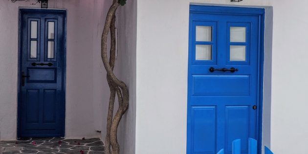 värvi aktsente interjööri: uks