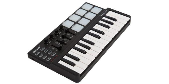 MIDI-klaviatuuri