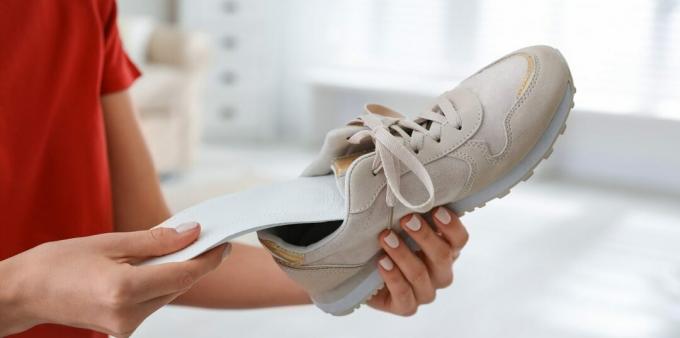 Kingade hooldus: kuidas jalatseid korralikult kuivatada