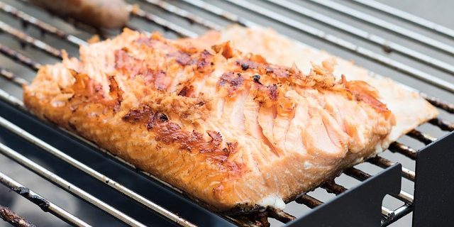 Retseptid grill: Salmon soja-mee marinaadis