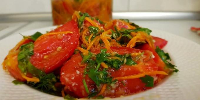 Tomatid korea porgandi, paprika ja porgand maitsestamiseks