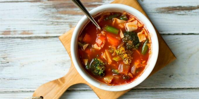 köögiviljade supid: tomatisupp brokkoli, kapsas ja rohelised oad