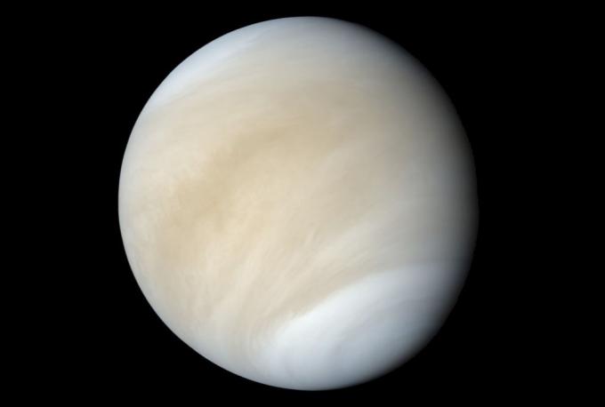 Huvitavad faktid: Venus - ainuke planeet, mis pöörleb päripäeva
