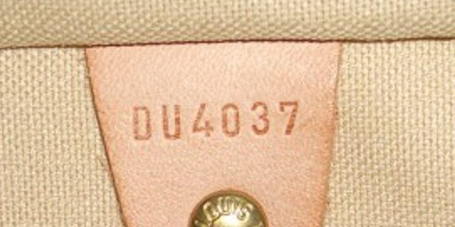 Original ja võlts Louis Vuitton käekotid: sees, tuleb märgistada seerianumber