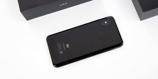 läbivaatamise Xiaomi Mi 8