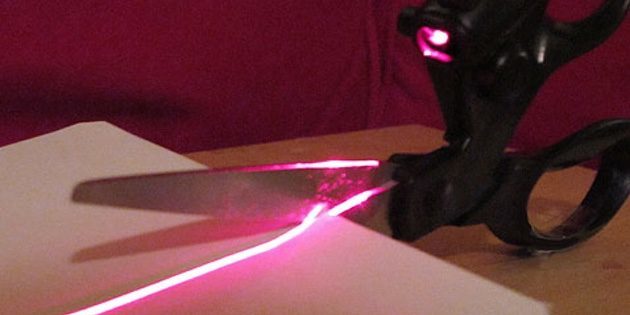 Käärid laser pointer