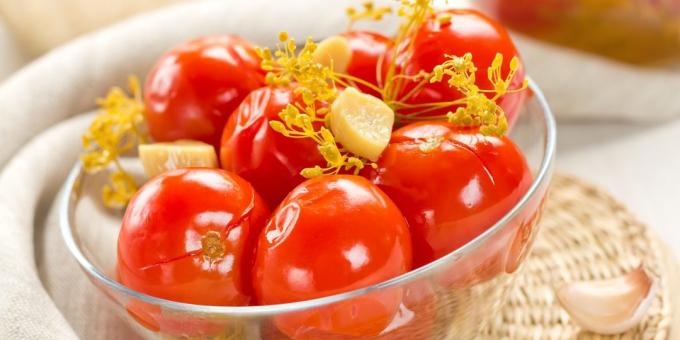 Kuidas hapukurk tomatid, küüslauk, mädarõigas ja sinep terad