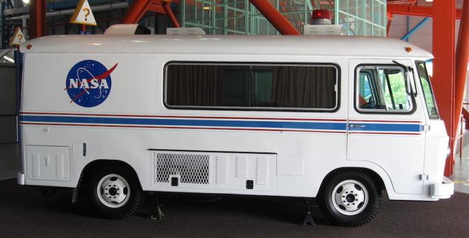 Cool autod NASA: Astronaut Transfer Van