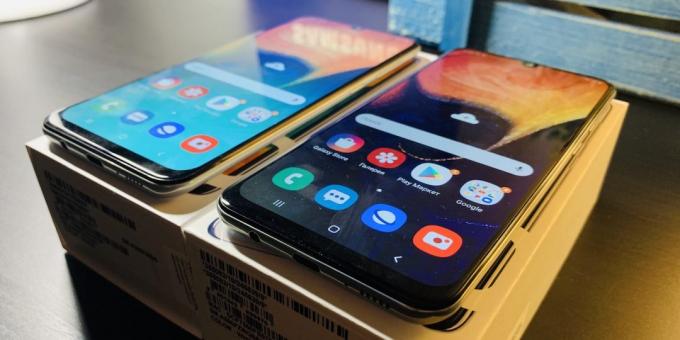 Samsung Galaxy A30 ja Samsung Galaxy A50: ekraan