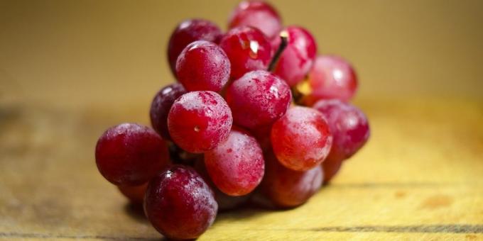 Kasulik puuviljad ja marjad: Viinamarjad