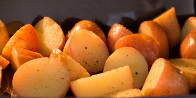 kartulid ahjus küpsetatud