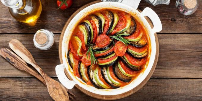 Ratatouille porgandi ja tomatikastmega