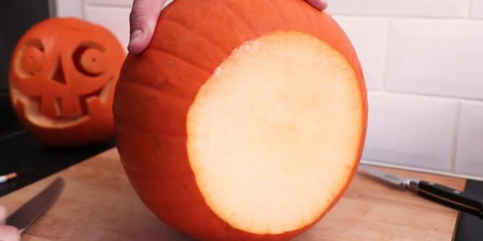 Kuidas lõigata kõrvitsa jaoks Halloween oma kätega: lõigatud ülemise