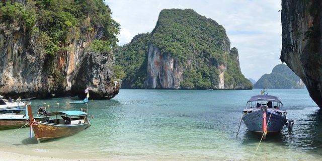 Aasia territooriumil teadlikult meelitab turiste: Phi Phi Island, Tai